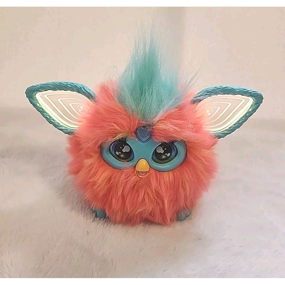 2023‎ Hasbro Furby Interactive Plush - Coral - Works - Moving Light Up Ears Toy